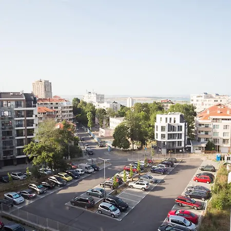 Appartement Lazur - Sunny Flat Burgas Stad